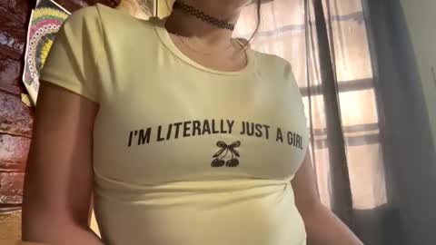 dabqueen_1994 online show from March 18, 1:39 pm