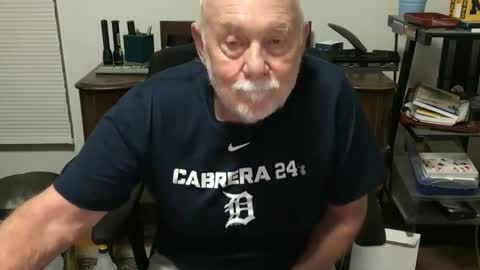 Snapshot of dack47 chatting on December 8, 8:20 am dack47 online show from December 8, 8:20 am