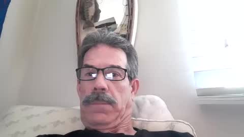 daddy_john57 online show from March 8, 5:17 pm