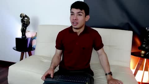 juancho online show from May 28, 11:30 am