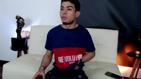 juancho online show from May 20, 11:27 am