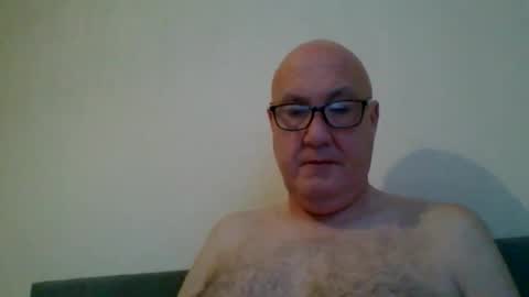daddyhere4uall6 online show from November 5, 7:54 am