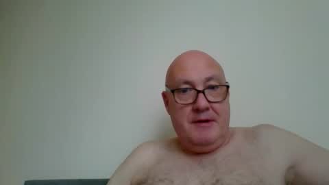 daddyhere4uall6 online show from November 9, 10:19 am