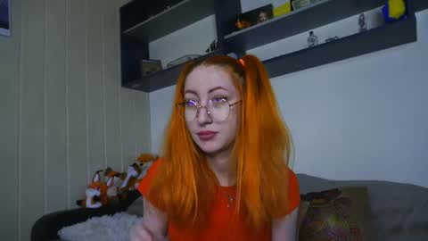 daddyslittleslutfox online show from April 26, 10:57 am