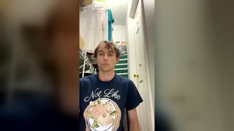 daddyytwink online show from June 22, 4:20 am
