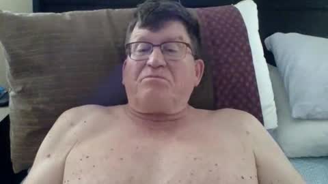 dadsuger60 online show from May 26, 8:48 pm