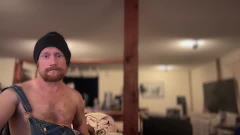 Snapshot of daemon456321 chatting on March 4, 7:41 am daemon online show from March 4, 7:41 am