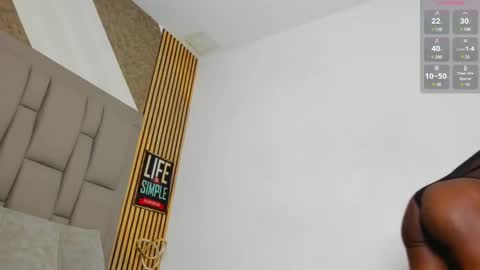 daffnelewis online show from February 27, 12:01 pm