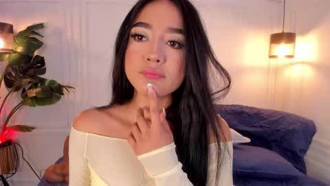 dafne_hillss online show from January 16, 12:58 pm
