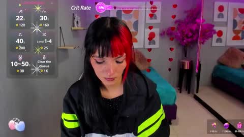 Snapshot of dafne_huges chatting on February 25, 8:00 pm dafne huges online show from February 25, 8:00 pm