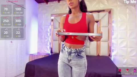 Dafnee online show from February 6, 1:14 pm