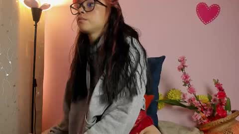 dafnemel online show from February 28, 1:48 pm