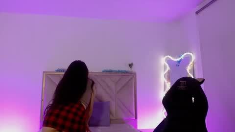 dahia  online show from October 23, 4:25 am