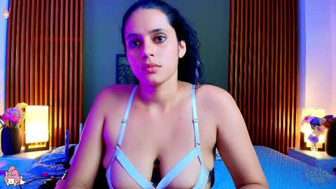  Dahiana  online show from February 28, 1:37 am