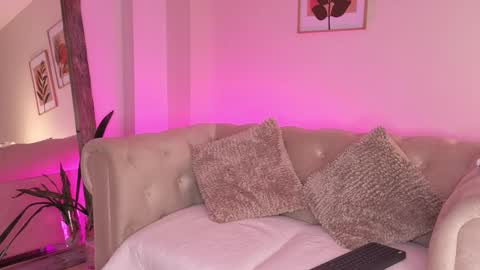 Dahiann Walcott online show from March 4, 6:16 pm