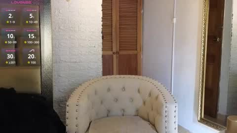 Dahiana online show from November 11, 2:08 pm