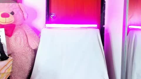    online show from October 16, 5:34 pm