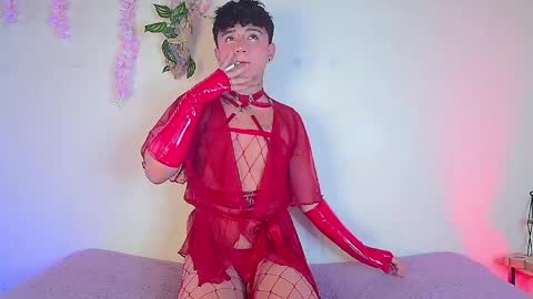 daimond cooper online show from April 26, 7:33 pm