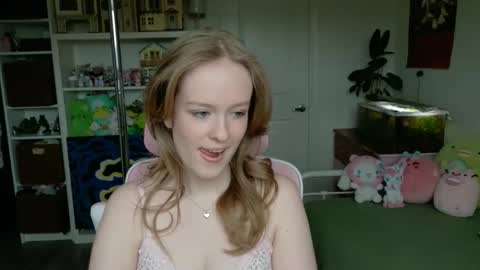 Daisy online show from April 19, 6:21 pm