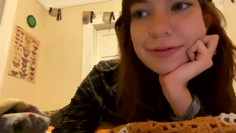 DaisyB3 online show from September 14, 6:26 am