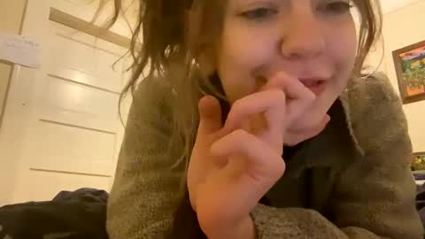 DaisyB3 online show from February 17, 8:41 am