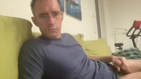 Daniel online show from November 1, 7:35 pm