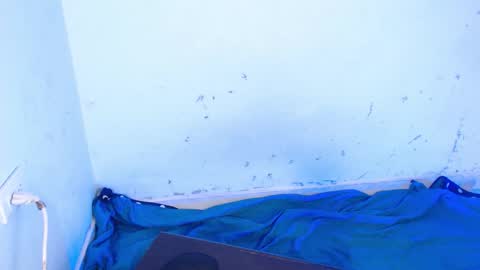 VALENTINA  online show from September 23, 8:19 am