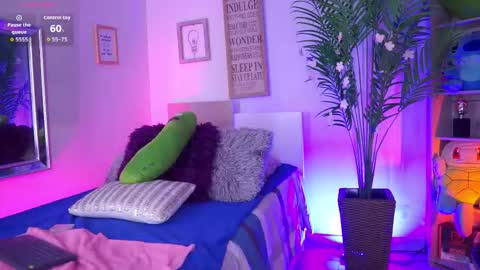 dakotaa online show from March 18, 4:24 pm