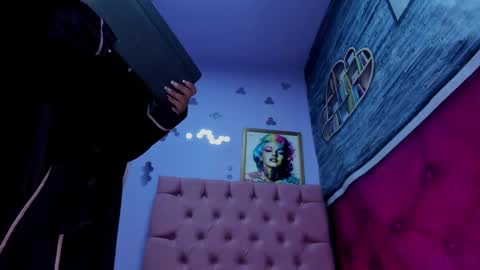 Mariana online show from November 27, 8:16 pm