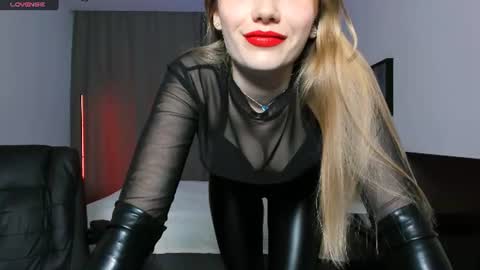 Dakota online show from June 20, 11:49 am