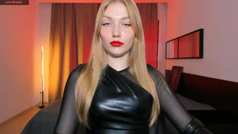 Dakota online show from July 5, 11:39 am