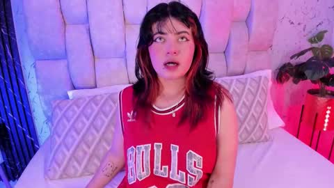 Dakota Moon online show from February 25, 7:50 pm