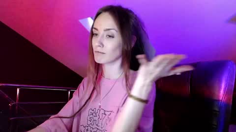 Dalia  online show from January 25, 1:30 pm