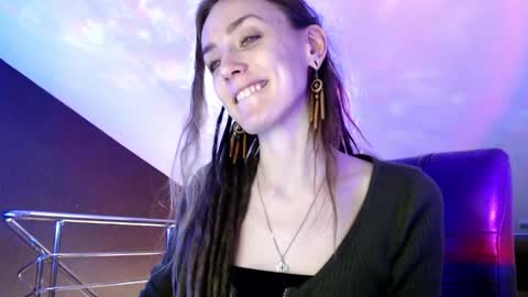 Dalia  online show from February 21, 1:22 pm