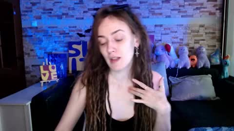 Dalia  online show from November 17, 9:34 am