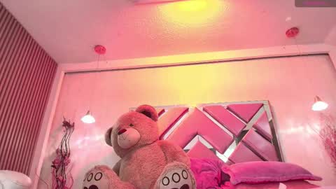 Daliia    online show from October 23, 1:34 pm