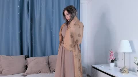 Julia online show from January 19, 7:18 am