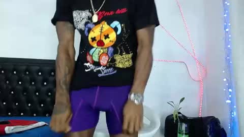 damian_hart_24cm online show from July 3, 11:15 am