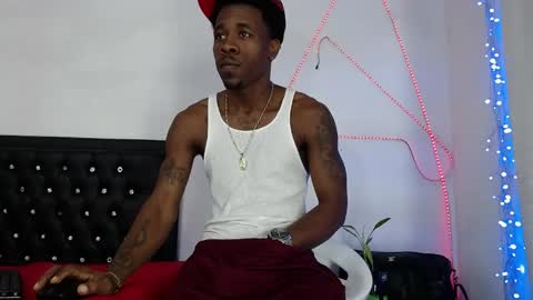 damian_hart_24cm online show from June 7, 11:15 am