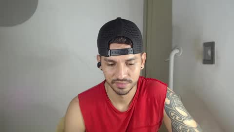 Damian online show from May 28, 7:01 pm