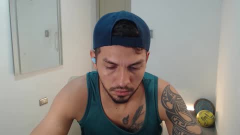 Damian online show from October 16, 6:40 pm