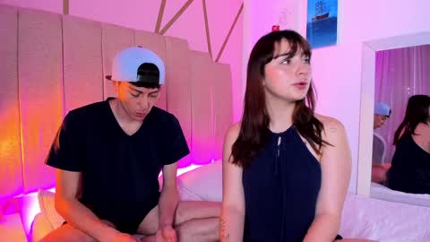 Damian   Maya online show from January 18, 12:47 pm