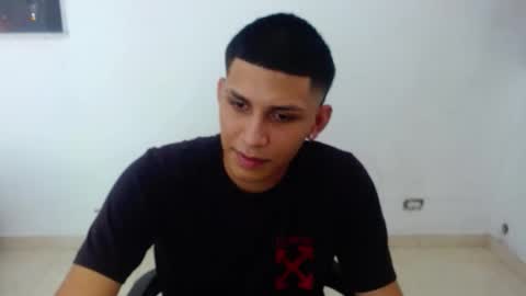 damianbigcock_ online show from February 5, 3:32 am