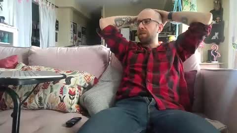 Snapshot of damien_mace chatting on December 24, 5:44 pm damien_mace online show from December 24, 5:44 pm