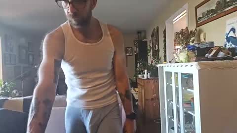 Snapshot of damien_mace chatting on September 21, 1:04 pm damien_mace online show from September 21, 1:04 pm