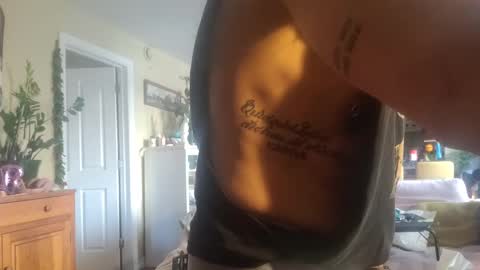 Snapshot of damien_mace chatting on February 11, 12:15 pm damien_mace online show from February 11, 12:15 pm