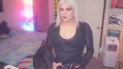 damngina39 online show from October 5, 6:22 am