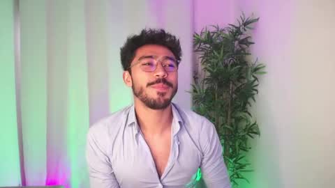 damon_frost online show from April 18, 7:58 pm