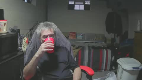 dan137111 online show from March 31, 11:32 am