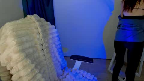 Dana online show from February 4, 7:29 pm